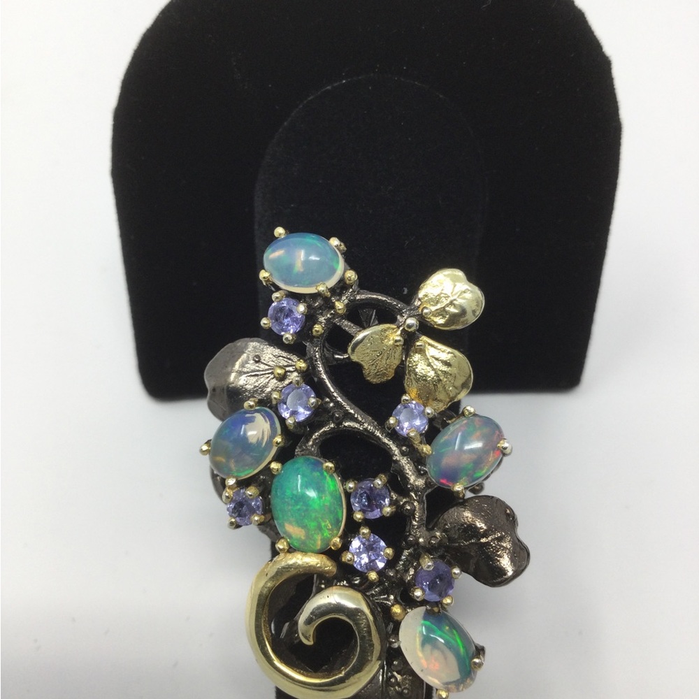 Awe inspiring Genuine Opals & Tanzanite Ring - Picture 5 of 7